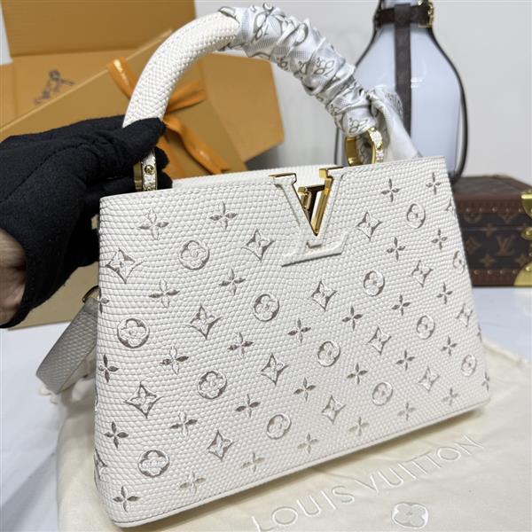 2026120164259225 130